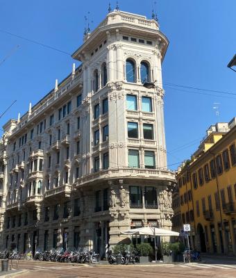 palazzo-via-italia-a-milano