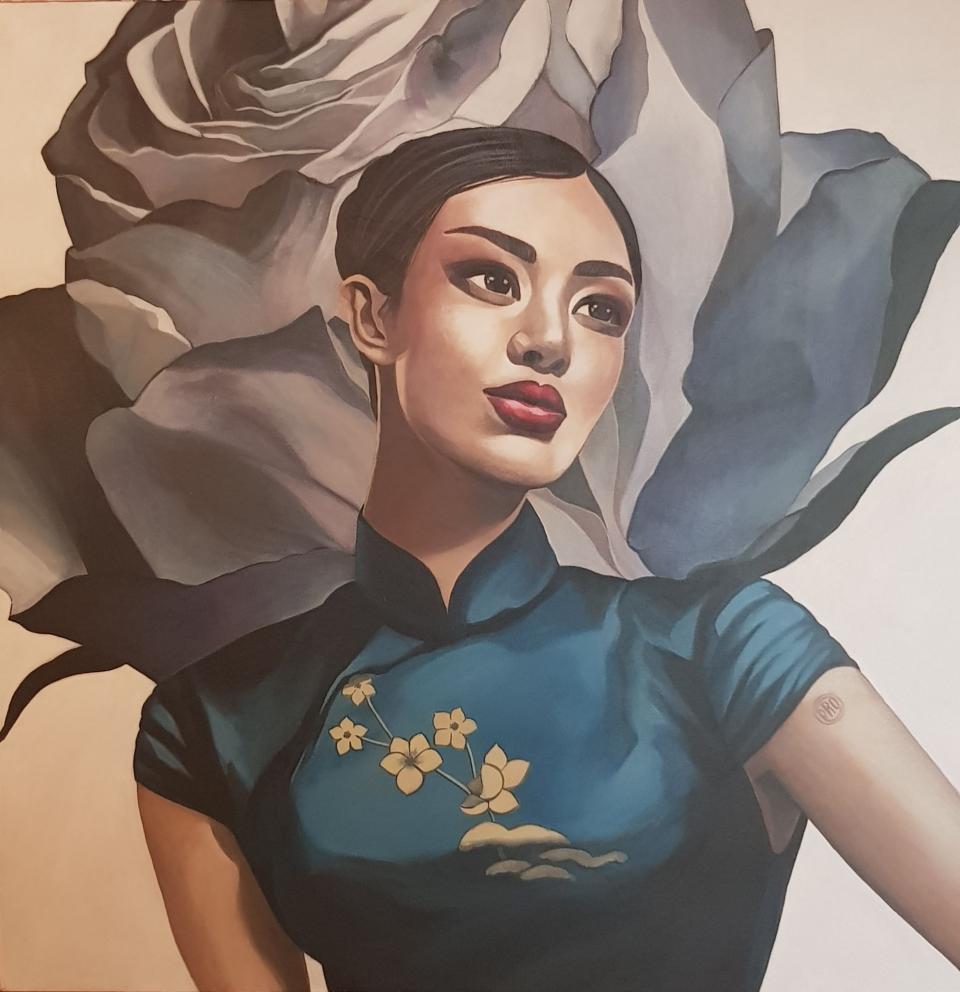 woman-in-blue