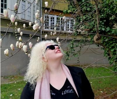 a-mariapia-crisafulli-la-targa-officina-roversi-per-la-poesia-2025-la-serata-conclusiva-a-bologna-il-29-novembre