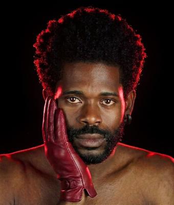 la-mano-che-mi-rileva