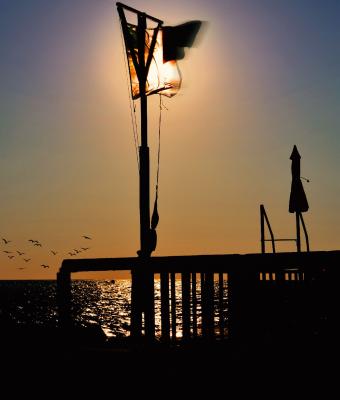 la-bandiera-del-tramonto
