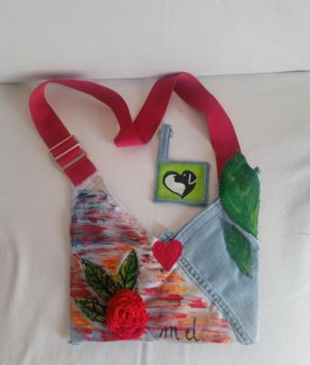 borsa-con-rosa-rossa