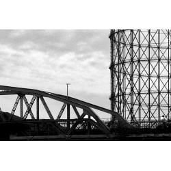 gazometro-in-controluce