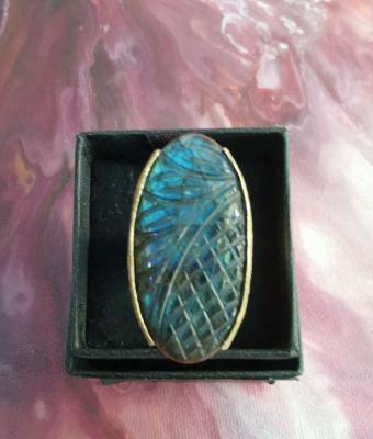anello-in-bronzo-giallo-regola