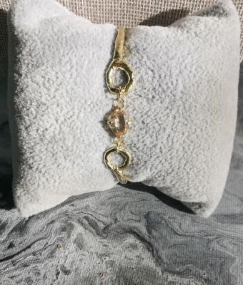 bracciale-in-bronzo-giallo-con