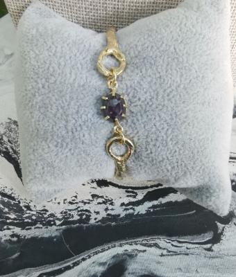 bracciale-in-bronzo-giallo-con