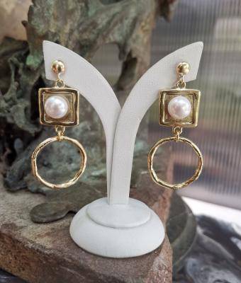orecchini-in-bronzo-giallo-con