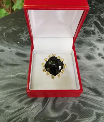 anello-in-bronzo-giallo-regola