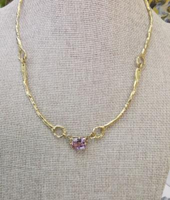 collier-in-bronzo-giallo-con-a
