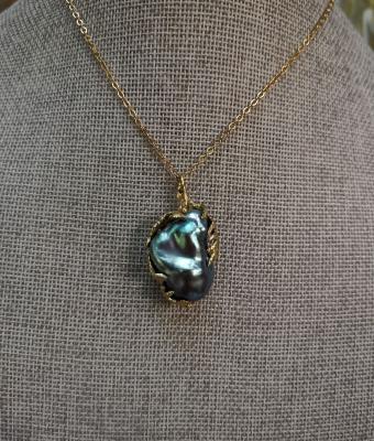 collana-in-bronzo-giallo-con-p