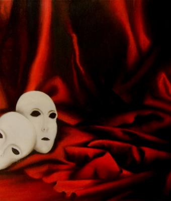 maschere-su-panno-rosso