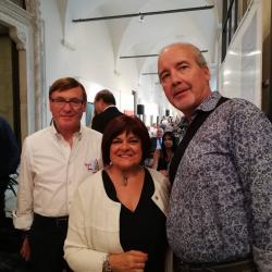 con-l-artista-mimmo-emanuele-e-la-senatrice-stefania-pezzopane