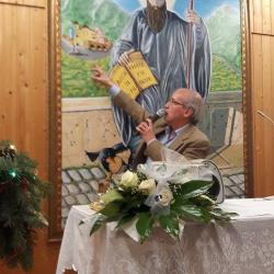 un-momento-della-inaugurazione-del-mio-quadro-san-benedetto-donato-alla-parrocchia-di-arischia