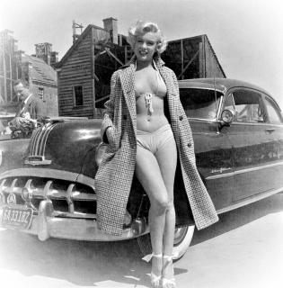 marilyn-monroe-divine
