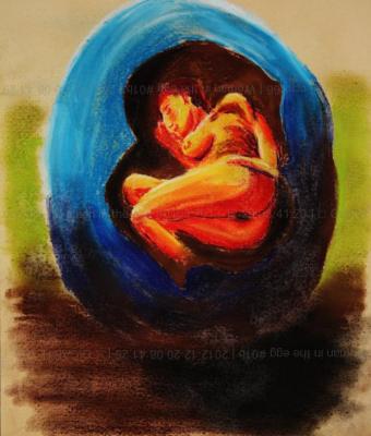 woman-in-the-egg-01b