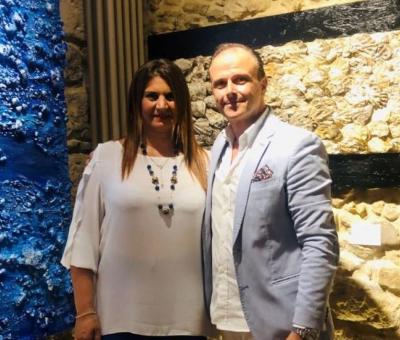 la-pittura-materica-di-danila-mancuso-apre-la-wine-in-art-in-sicilia