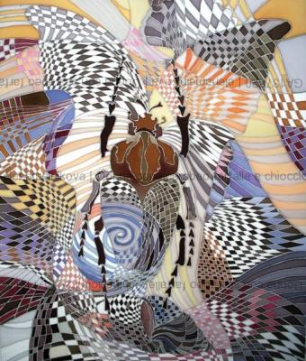 donna-con-scarabeo-farfalle-e