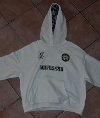 sweatshirt-with-anthropomorphi
