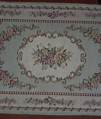 carpet-embroidered-with-roses