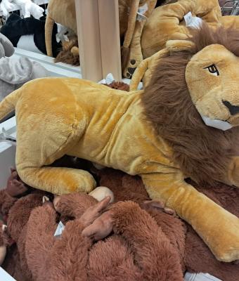 lion-plush