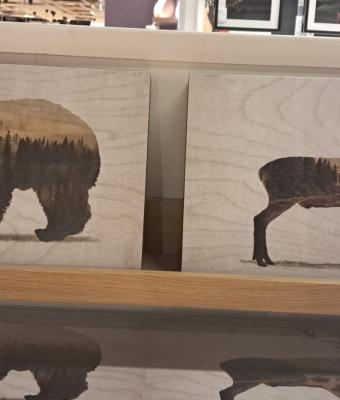 bear-and-deer-pattern-wood