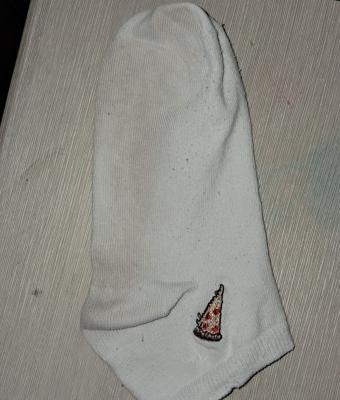 sock-with-pizza