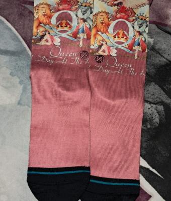 socks-theme-queen-band-rock