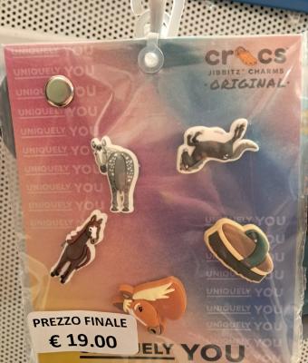 farm-and-horse-crocs-charm-pac