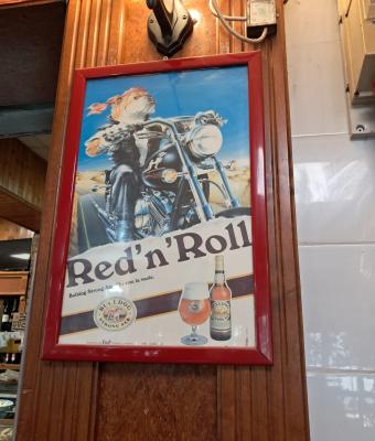 red-n-roll-bulldog-stron