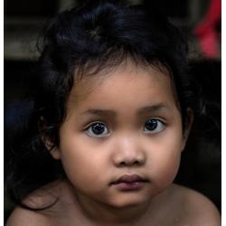 ritratto-di-bimba-nel-laos