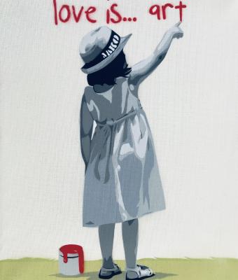 love-is-art-girl