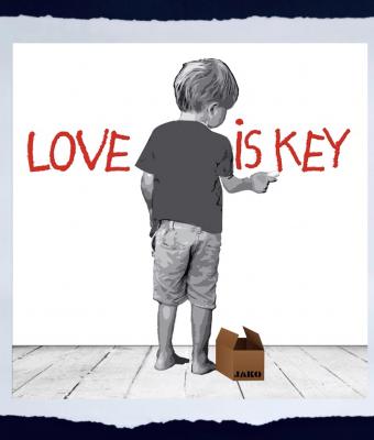 love-is-key-8-paper-edition
