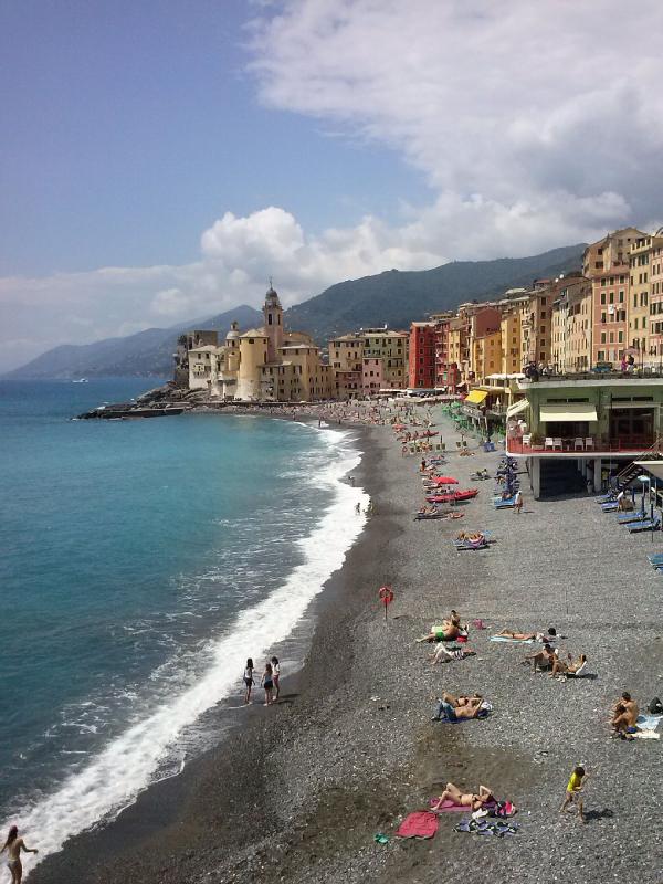 quotcamogli-su-telaquot-carruggio-medioevale-all-aperto