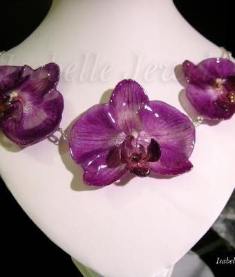 gioielli-con-fiori-veri-colla