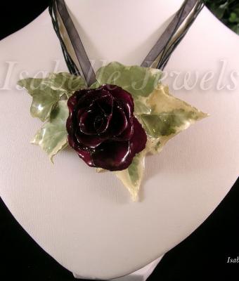 gioielli-con-fiori-veri-colla