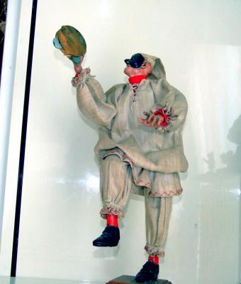 pulcinella-danzante