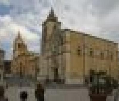 scorci-e-vedute-a-passeggio-per-mezzojuso