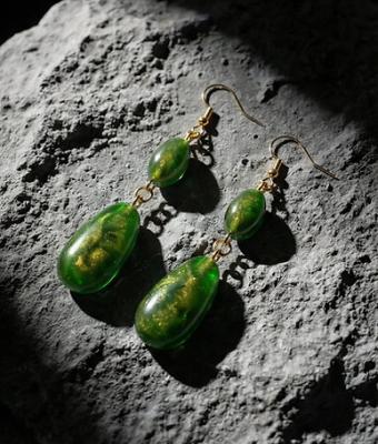 orecchini-green-moon-in-resina
