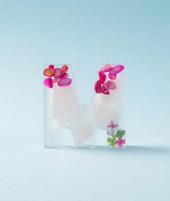 portachiavi-lettera-m-in-resin