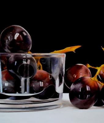 black-graper-and-glass