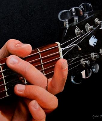 playing-a-gibson