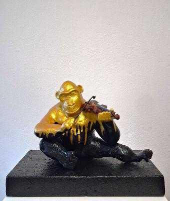 il-gorilla-e-il-violino