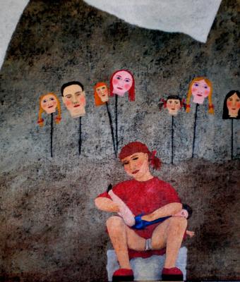 bambina-che-gioca-con-le-bambo