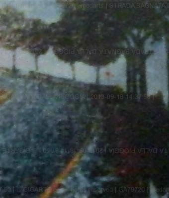 strada-bagnata-dalla-pioggia