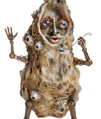 scultura-antropomorfa-bizzarra
