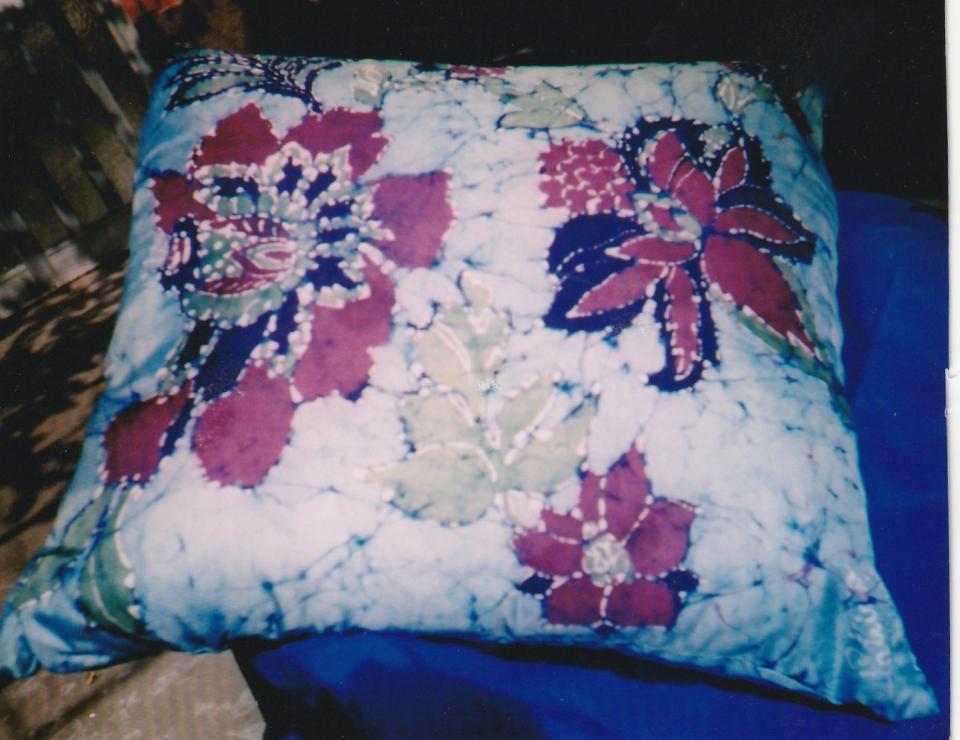cuscino-a-tecnica-batik