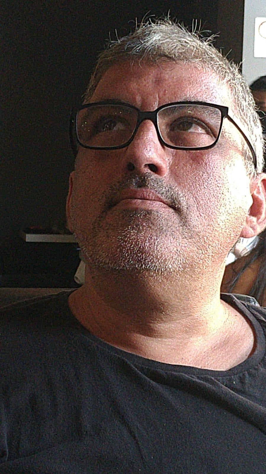 Gianluca Petrini Biografia Personale