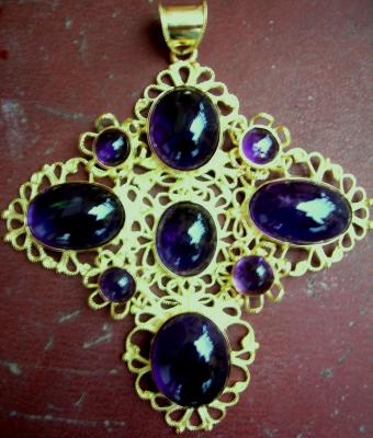 croce-oro-e-ametiste