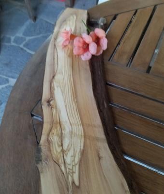 tagliere-in-legno-d-ulivo