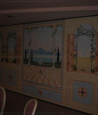parete-afrescata-in-un-hotel-a